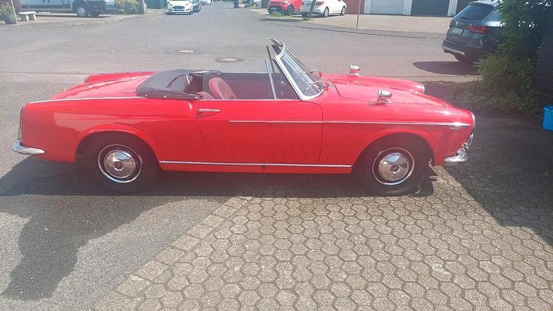Gebraucht Fiat 1500 75 PS (55 kW) 1966 Rot Cabrio