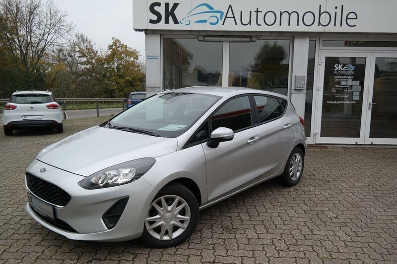 Polarsilber metallic Gebraucht 2022 Ford Fiesta Cool & Connect Kleinwagen | 13.500 € (Superpreis) - Bild 1/4