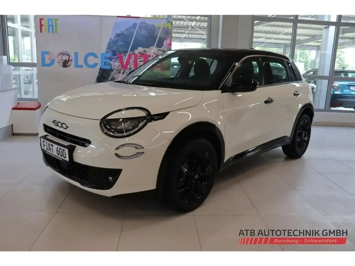 Neu Fiat 600 Street 101 PS (74 kW) 2026 Weiss SUV