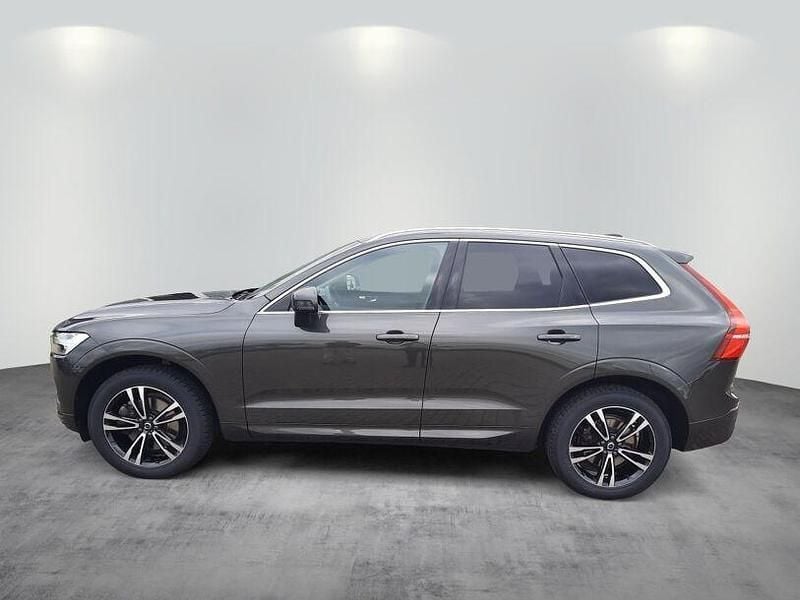 Gebraucht Volvo XC60 Momentum 197 PS (144 kW) 2021 Grau SUV