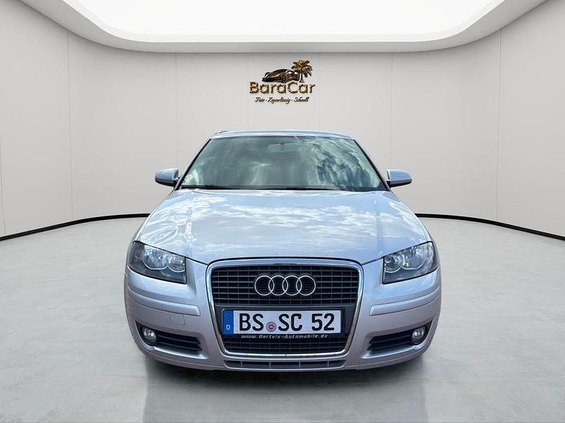 Silber Gebraucht 2008 Audi A3 Sportback Ambition Limousine | 2.800 € (Guter Preis) - Bild 1/4