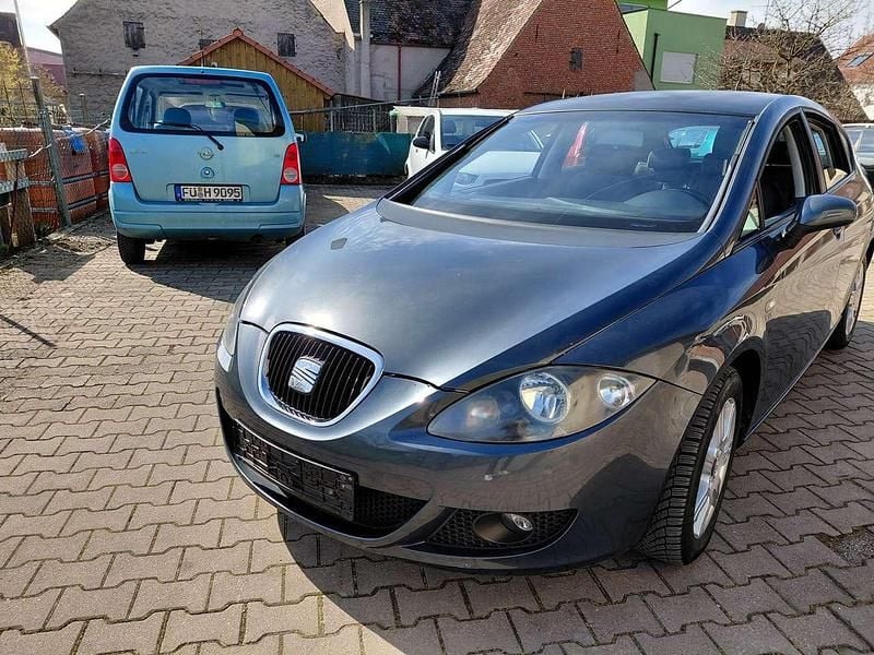 Gebraucht Seat Leon Stylance 150 PS (110 kW) 2007 Graumetalic Kleinwagen