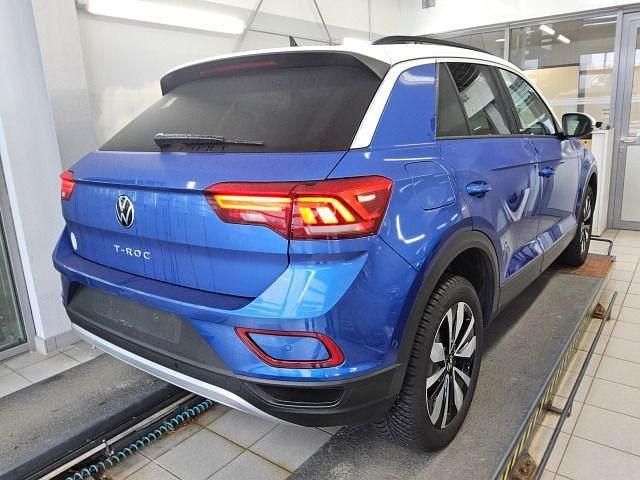 Gebraucht VW T-Roc Move 150 PS (110 kW) 2023 Ravennablau metallic (metallic) SUV