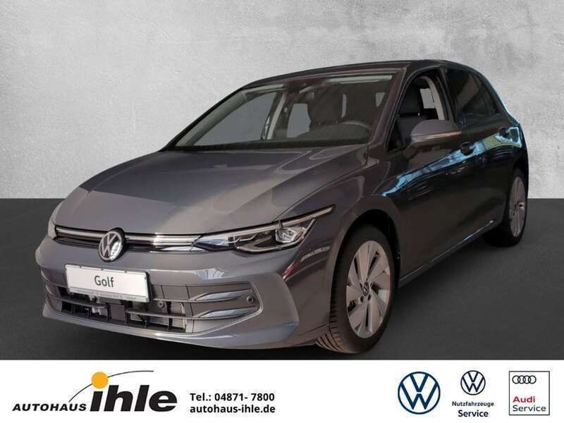 Grau Gebraucht 2024 VW Golf VIII R Limousine | 25.990 € (Superpreis) - Bild 1/3