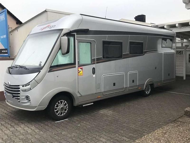 Silber Gebraucht 2021 Iveco Daily | 156.000 € - Bild 1/4