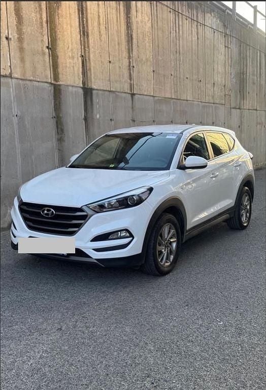 Gebraucht Hyundai Tucson Classic 141 PS (103 kW) 2016 Weiß SUV