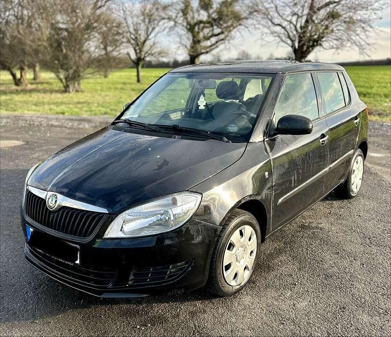 Schwarz Gebraucht 2010 Skoda Fabia Cool Edition Kleinwagen | 1.500 € (Guter Preis) - Bild 1/4