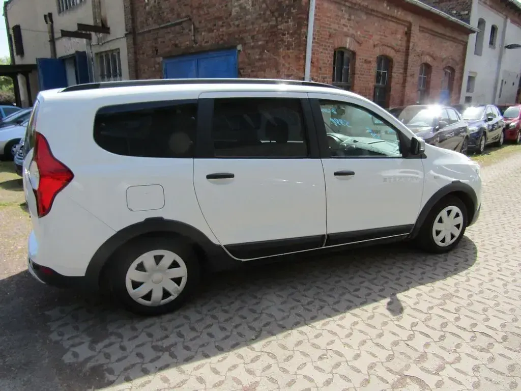 Gebraucht Dacia Lodgy Stepway 116 PS (85 kW) 2017 Weiß Van / Kleinbus