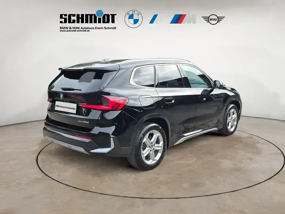 Gebraucht BMW X1 xLine 245 PS (180 kW) 2025 Schwarz uni SUV