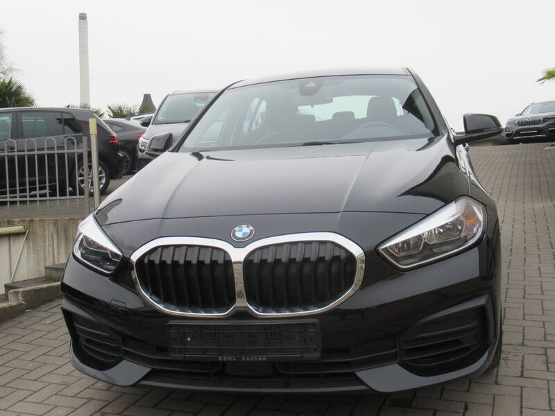 Schwarz Gebraucht 2020 BMW 118 Advantage Kleinwagen | 17.690 € (Guter Preis) - Bild 1/4