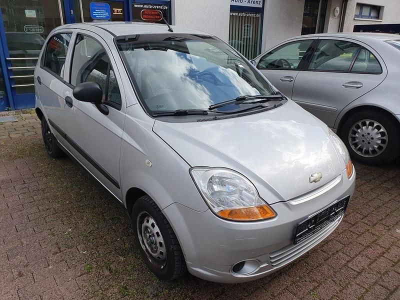 Gebraucht Chevrolet Matiz 52 PS (38 kW) 2009 Silber Kleinwagen