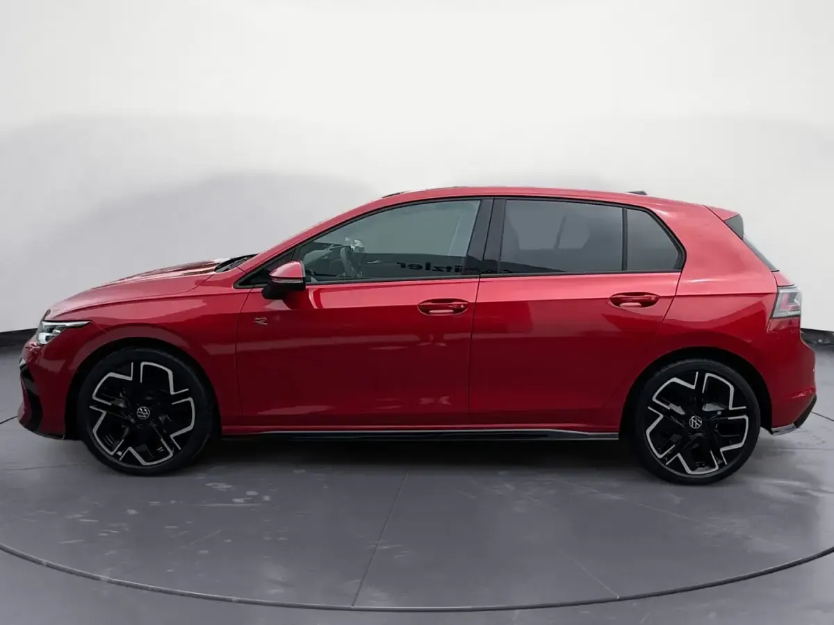 Gebraucht VW Golf VIII R 150 PS (110 kW) 2025 Rot Limousine