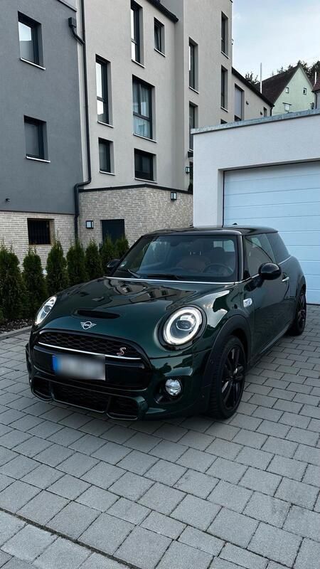 Grün Gebraucht 2018 Mini John Cooper Works Coupé Coupé | 19.000 € - Bild 1/4