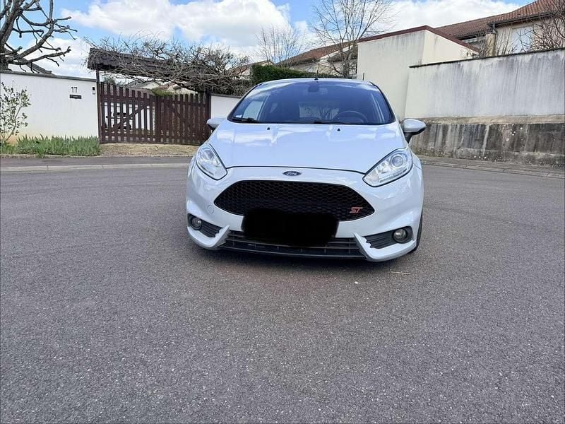 Gebraucht Ford Fiesta ST200 200 PS (147 kW) 2016 Limousine