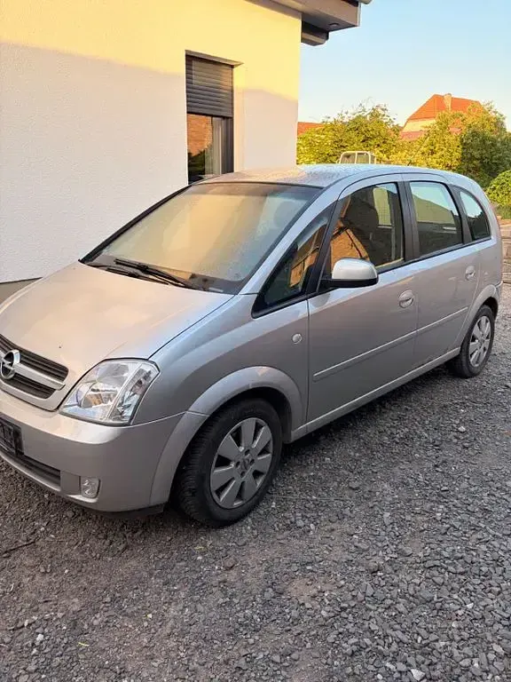 Gebraucht Opel Meriva 87 PS (63 kW) 2003 Silber Van / Kleinbus