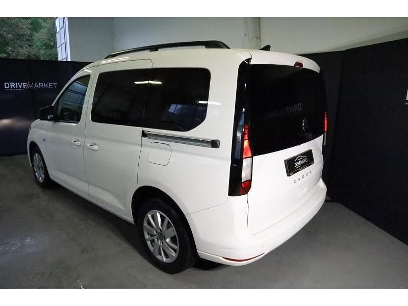 Gebraucht VW Caddy Life 122 PS (89 kW) 2025 Weiß Van / Kleinbus