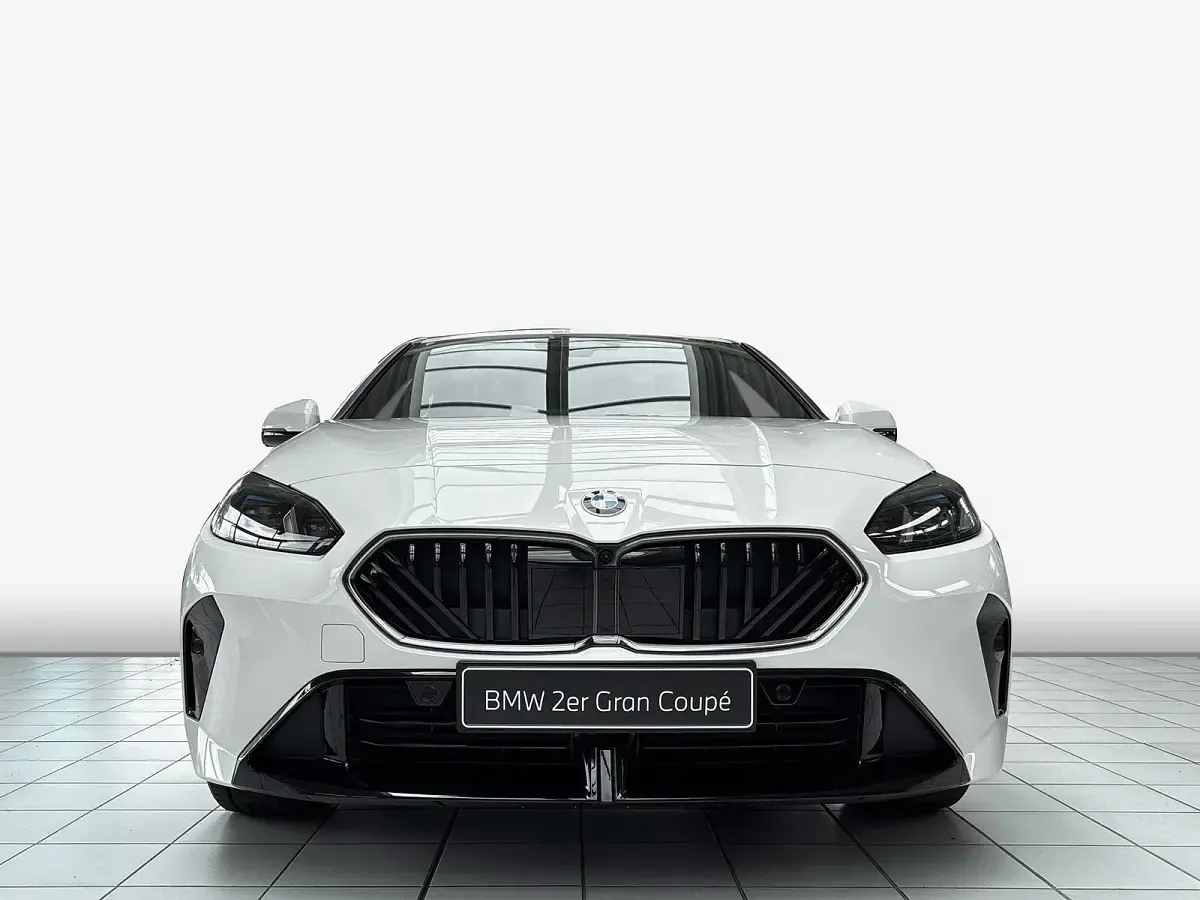 Neu BMW 220 M Sport 170 PS (125 kW) 2026 Weiß Coupé
