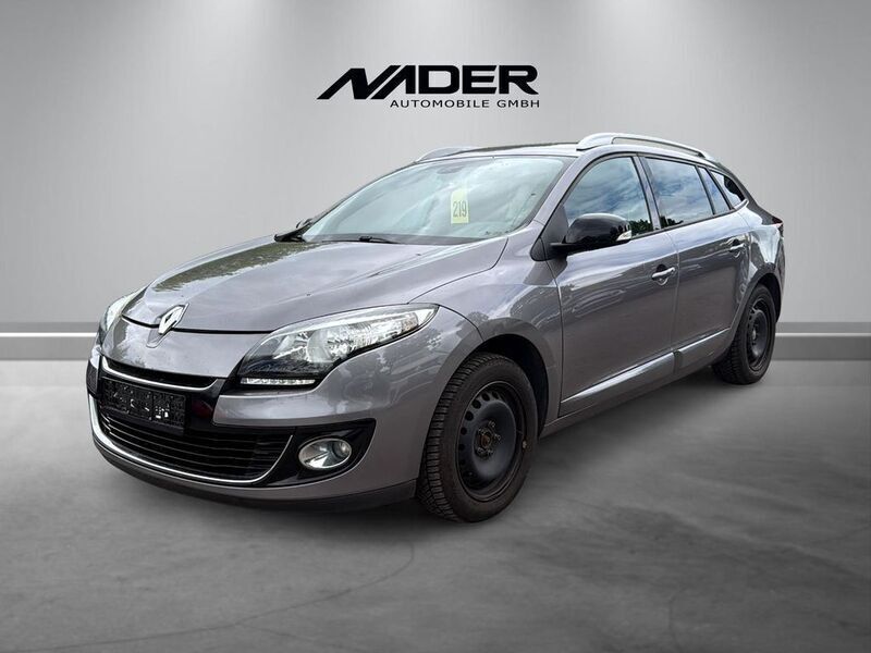 Grau Gebraucht 2013 Renault Mégane III Bose Edition Limousine | 2.990 € (Superpreis) - Bild 1/4