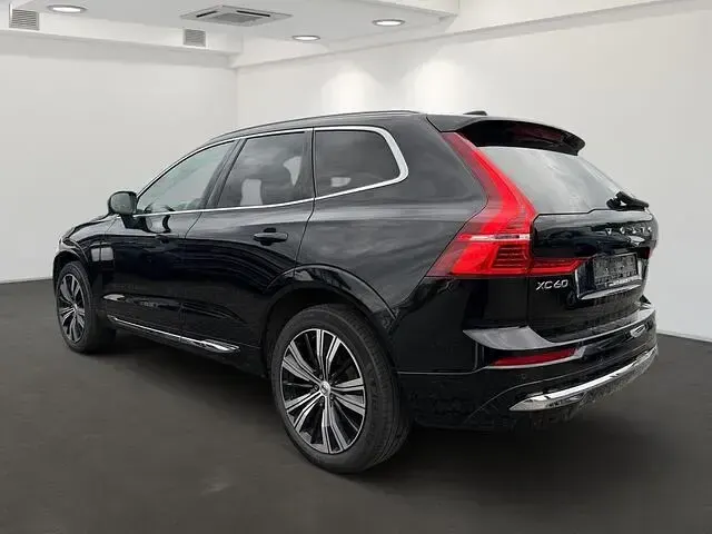 Gebraucht Volvo XC60 Ultimate 235 PS (172 kW) 2023 Schwarz SUV