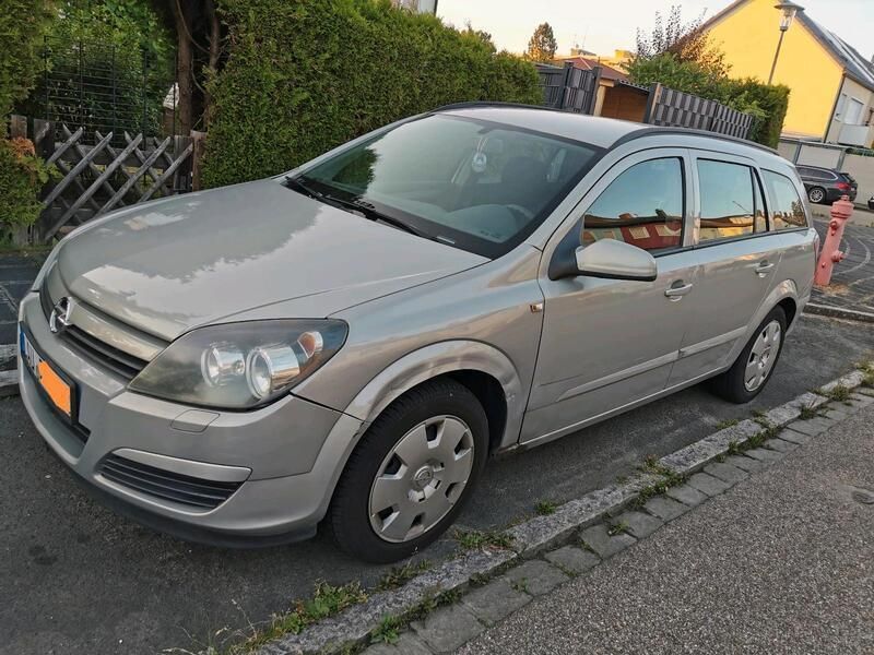 Silber Gebraucht 2004 Opel Astra Njoy Kombi | 1.100 € (Fairer Preis) - Bild 1/4