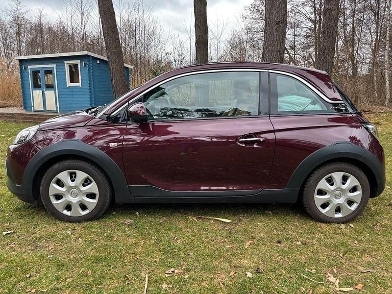 Gebraucht Opel Adam Rocks Rocks 87 PS (63 kW) 2015 Rot Kleinwagen