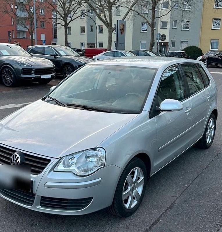Silber Gebraucht 2007 VW Polo Kleinwagen | 3.899 € (Etwas zu teuer) - Bild 1/4