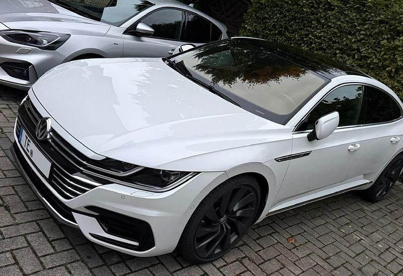 Gebraucht VW Arteon R-line 190 PS (139 kW) 2019 Weiß Kleinwagen