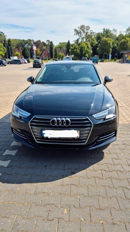Schwarz Gebraucht 2017 Audi A4 Sport Kombi | 21.000 € (Fairer Preis) - Bild 1/4