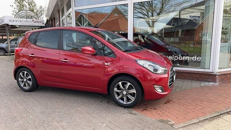 Gebraucht Hyundai ix20 Space 125 PS (91 kW) 2019 Rot Kleinwagen