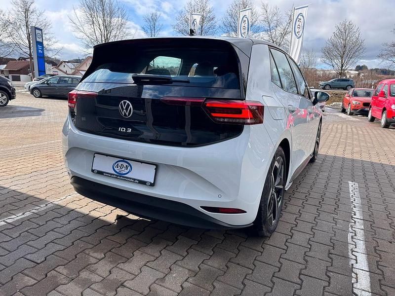 Gebraucht VW ID.3 Pro 150 kW (204 PS) 2021 Weiß Kleinwagen