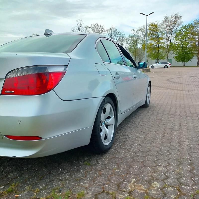 Używany BMW 530 Basis 218 KM (160 kW) 2003 Sedan/Limuzyna