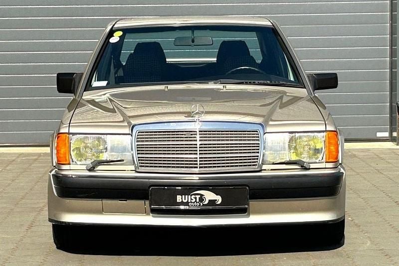 Second-hand Mercedes 190 185 CP (136 kW) 1985 Gri Berlinǎ