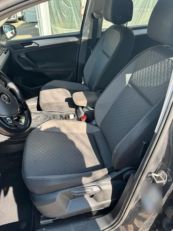 Gebraucht VW Tiguan 150 PS (110 kW) 2020 Grau SUV