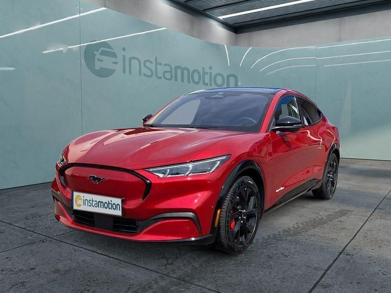 Rot Gebraucht 2024 Ford Mustang Mach-E SUV | 50.049 € (Teuer) - Bild 1/4