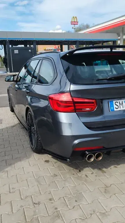 Gebraucht BMW 330 M Sport 252 PS (185 kW) 2019 Grau Kombi