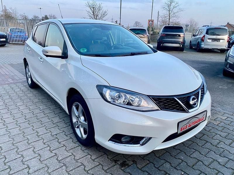 Gebraucht Nissan Pulsar Tekna 116 PS (85 kW) 2017 Weiß Kleinwagen