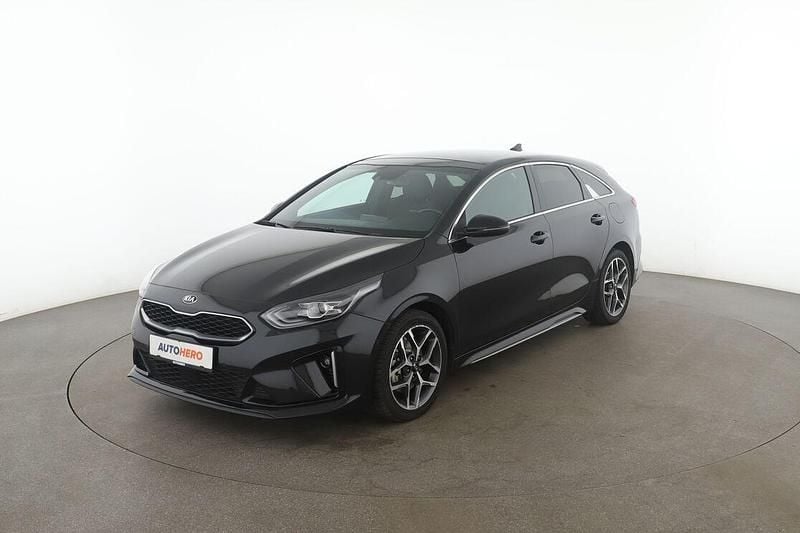 Schwarz Gebraucht 2019 Kia ProCeed GT-Line Kleinwagen | 18.940 € (Guter Preis) - Bild 1/3