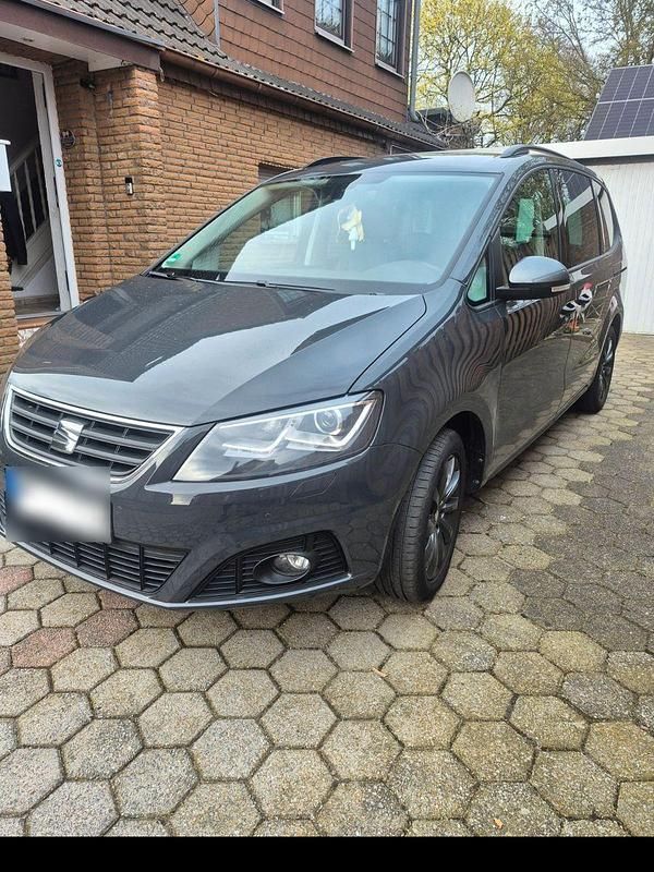 Gebraucht Seat Alhambra Style 150 PS (110 kW) 2017 Grau Van / Kleinbus