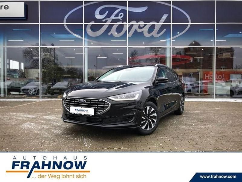 Obsidianschwarz metallic (metallic) Gebraucht 2024 Ford Focus Titanium Kombi | 26.885 € (Teuer) - Bild 1/4