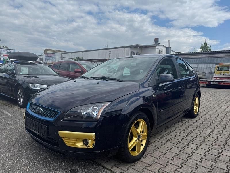 Gebraucht Ford Focus Fun X 80 PS (58 kW) 2006 Blau Kleinwagen