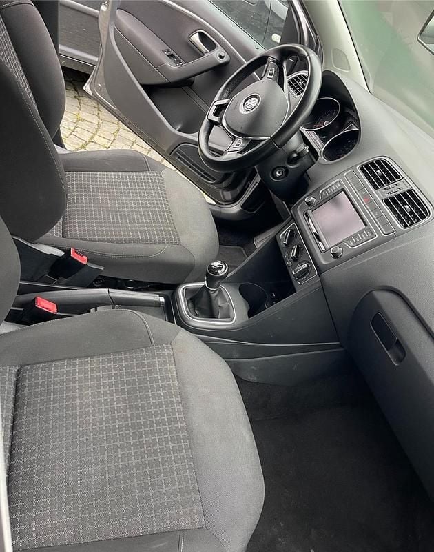Usata VW Polo 75 CV (55 kW) 2017 Grigio Utilitaria