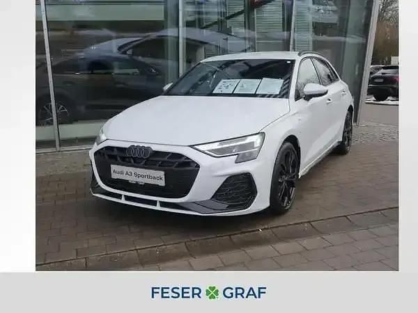 Neu Audi A3 Ambiente 204 PS (150 kW) 2026 Gletscherweiß Limousine