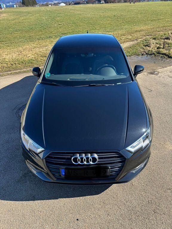 Gebraucht Audi A3 Design 150 PS (110 kW) 2019 Schwarz Limousine