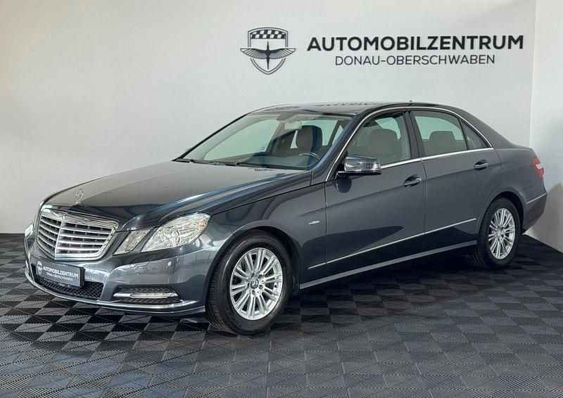Gebraucht Mercedes E200 184 PS (135 kW) 2012 Grau Limousine
