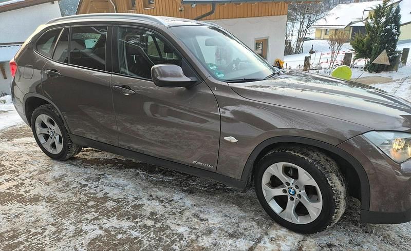 Gebraucht BMW X1 177 PS (130 kW) 2011 SUV