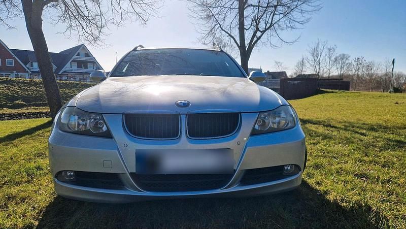 Gebraucht BMW 320 150 PS (110 kW) 2006 Silber Kombi