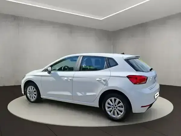 Gebraucht Seat Ibiza Style 110 PS (80 kW) 2021 "candy" weiss Kleinwagen