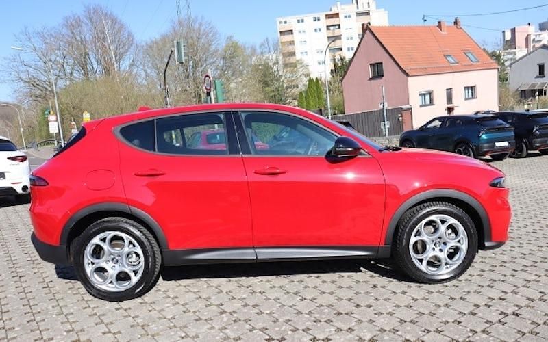 Gebraucht Alfa Romeo Tonale Sprint 131 PS (96 kW) 2023 Rot SUV