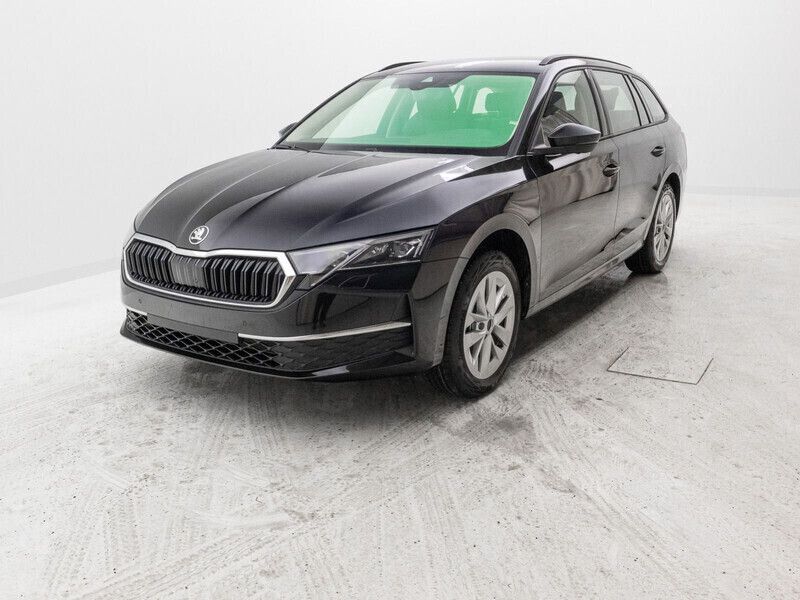 Andere farbe Gebraucht 2022 Skoda Octavia Selection Kombi | 44.580 € - Bild 1/4