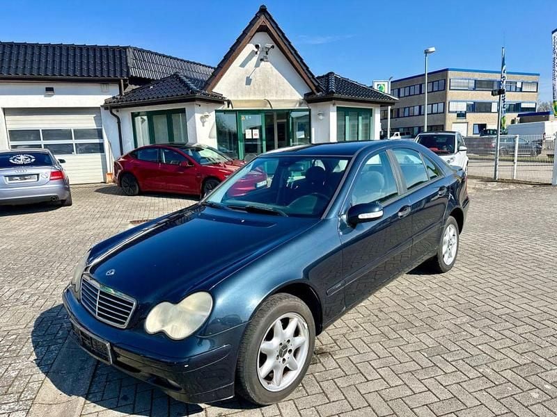 Gebraucht Mercedes C200 163 PS (119 kW) 2004 Schwarz Limousine